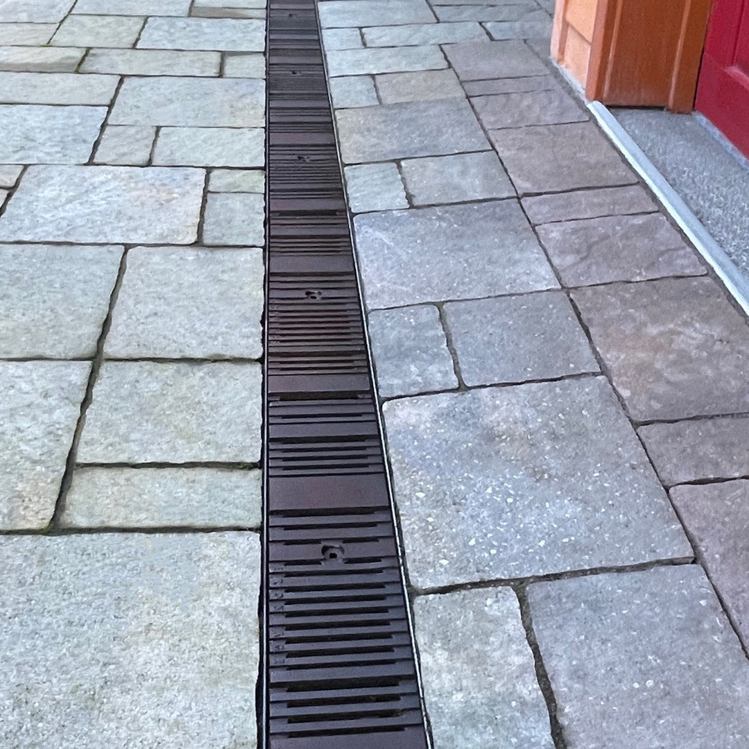 Madras Cast Iron Channel Drain Grate 497 x 125mm Heel Proof (20 x 5 Inch)