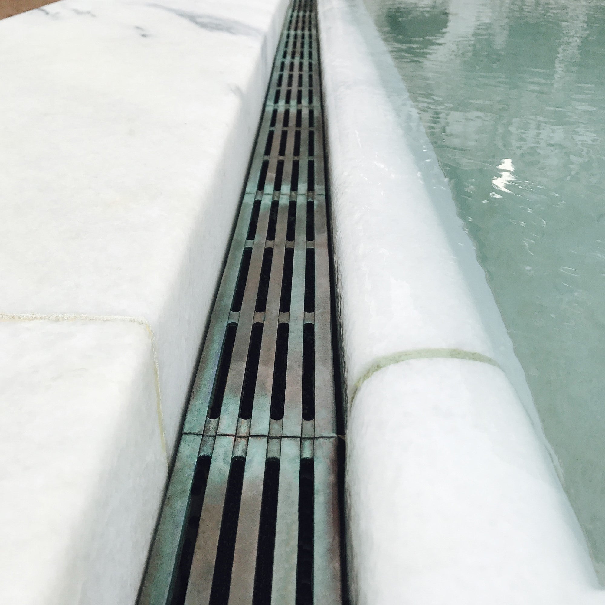 Que Cast Iron Channel Drain Grate 303 x 75mm (12 x 3 Inch)