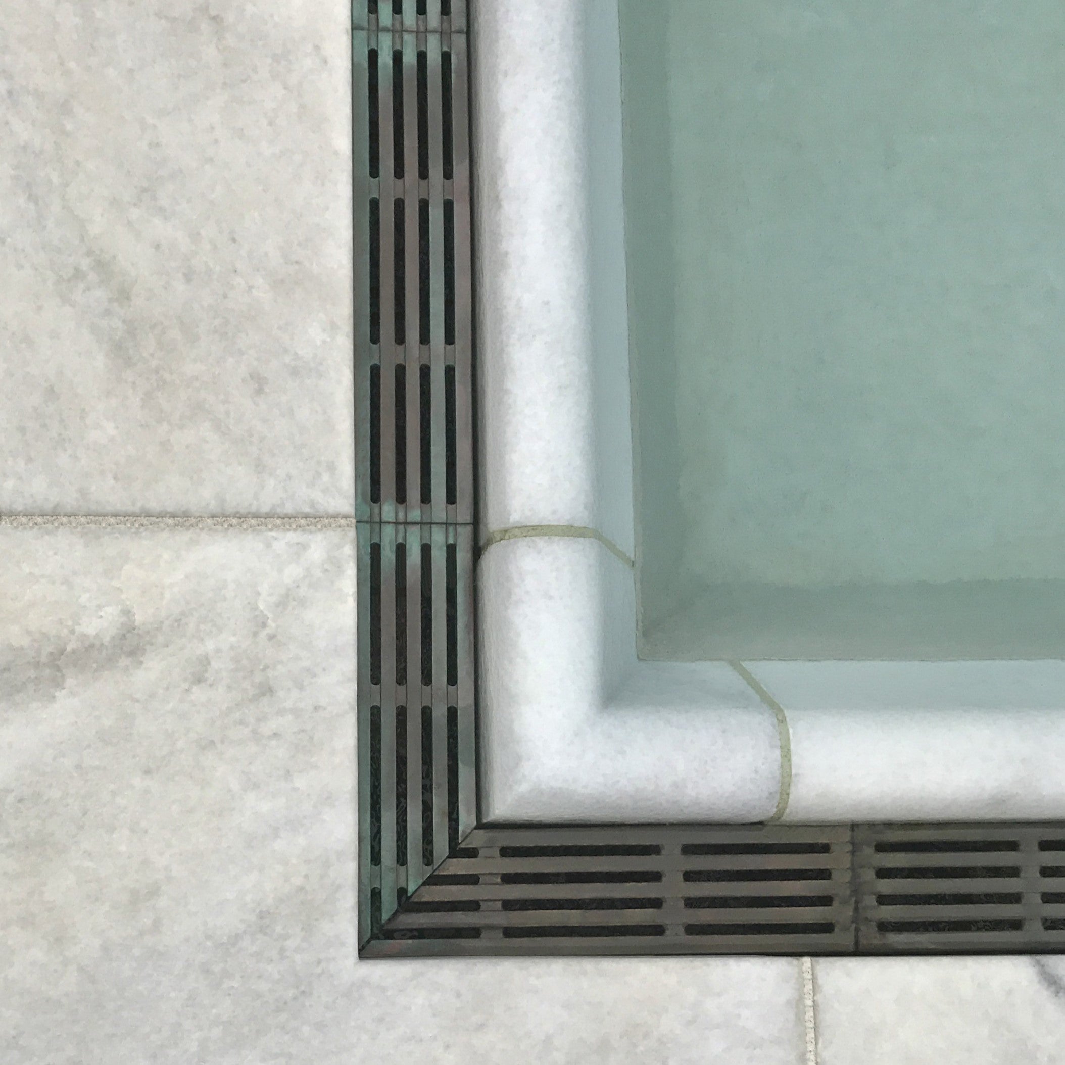 Que Cast Iron Channel Drain Grate 303 x 75mm (12 x 3 Inch)