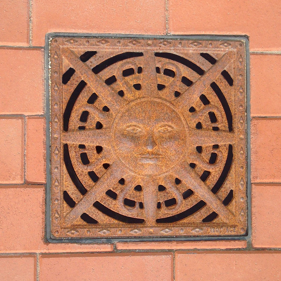 Sun Cast Iron Square Gully Cover 297mm (12 Inch)