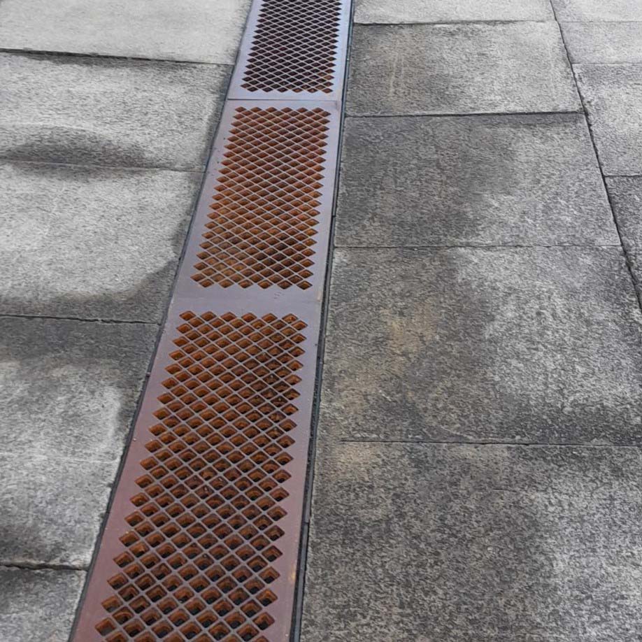 Harlequin Cast Iron Channel Drain Grate 900 x 314mm (35 x 12 Inch)