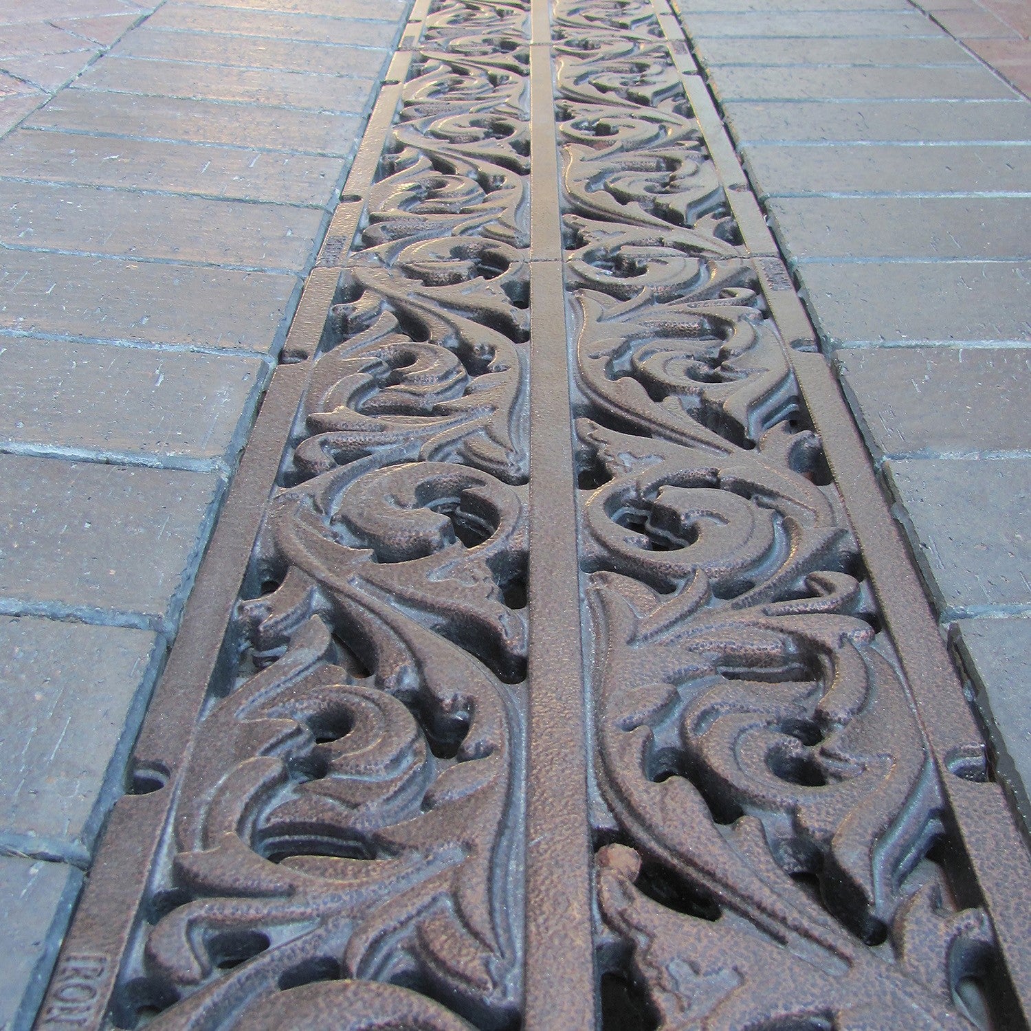 Acanthus Cast Iron Channel Drain Grate 498 x 223mm (20 x 9 Inch)