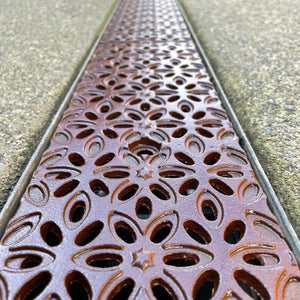 Anise Cast Iron Channel Drain Grate 497 x 125mm Heel Proof (20 x 5 Inch)