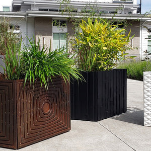 Divisadero Cast Ductile Iron Planter Box 610 x 457mm (24 x 18 Inch)
