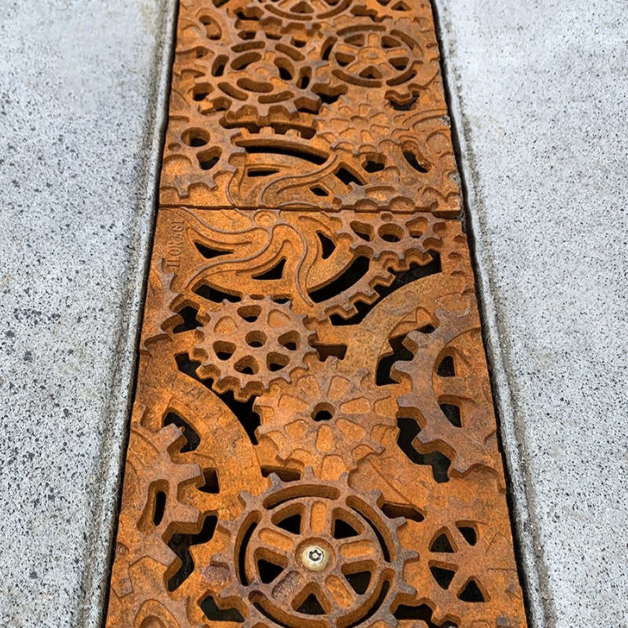 Dynamo Heavy Duty Cast Iron Channel Drain Grate 499 x 203mm (20 x 8 Inch)