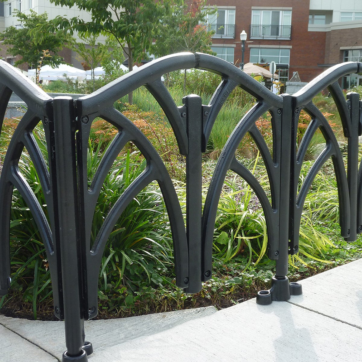 Fountain Cast Iron Planter Fence 508mm (20 Inch)