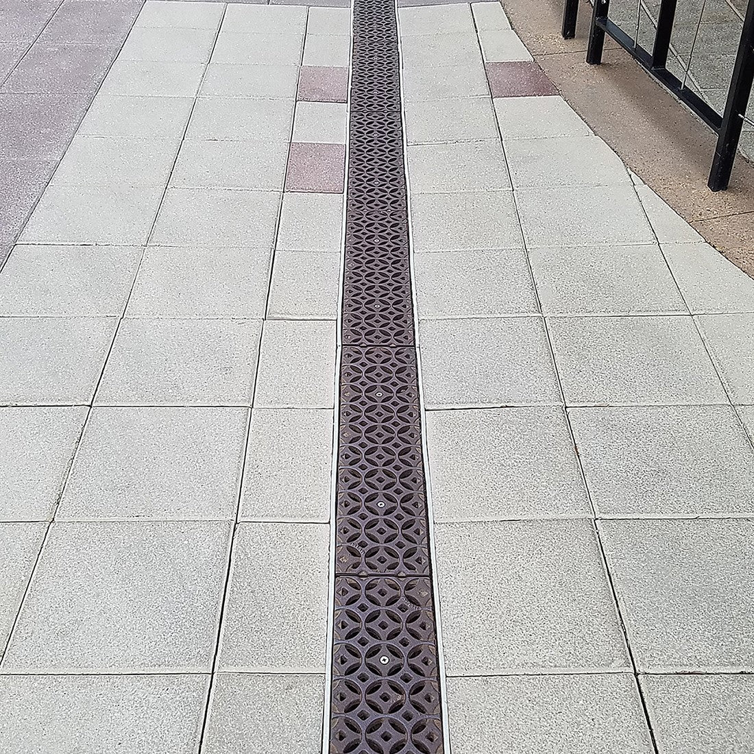 Interlaken Cast Iron Channel Drain Grate 608 x 149mm (24 x 6 Inch)