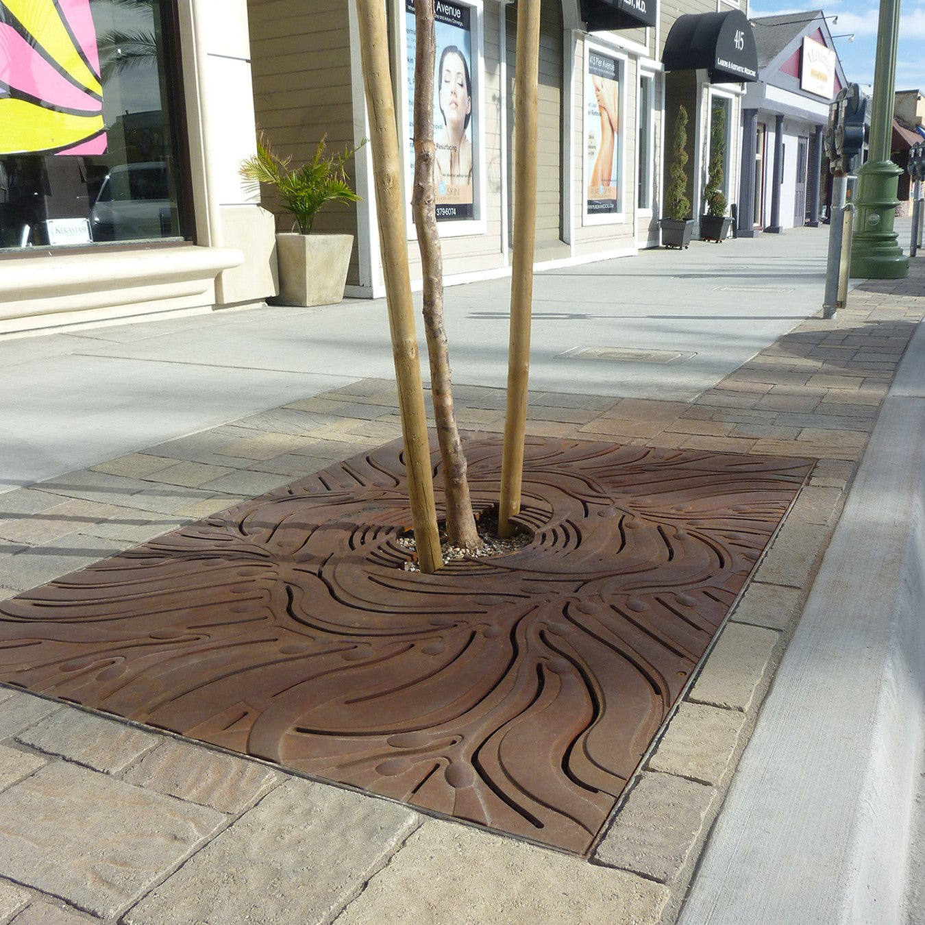 Kelp Cast Ductile Iron Tree Grate 1826 x 1216mm (72 x 48 Inch)