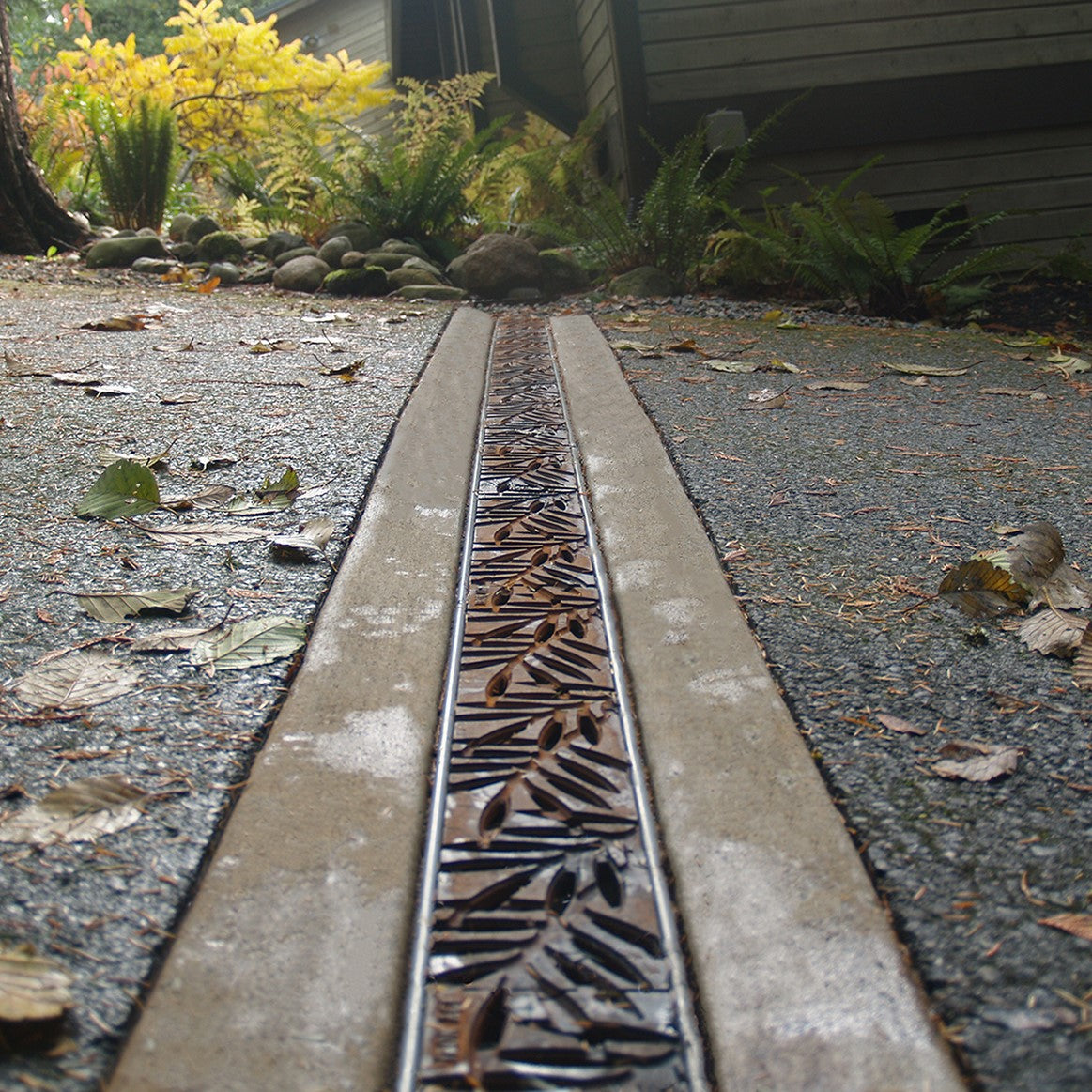 Locust Cast Iron Channel Drain Grate 608 x 103mm (24 x 4 Inch)