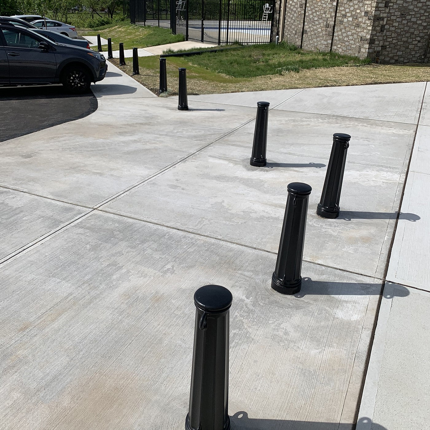 Main Street Cast Aluminium Bollard 895 x 241mm (35 Inch)