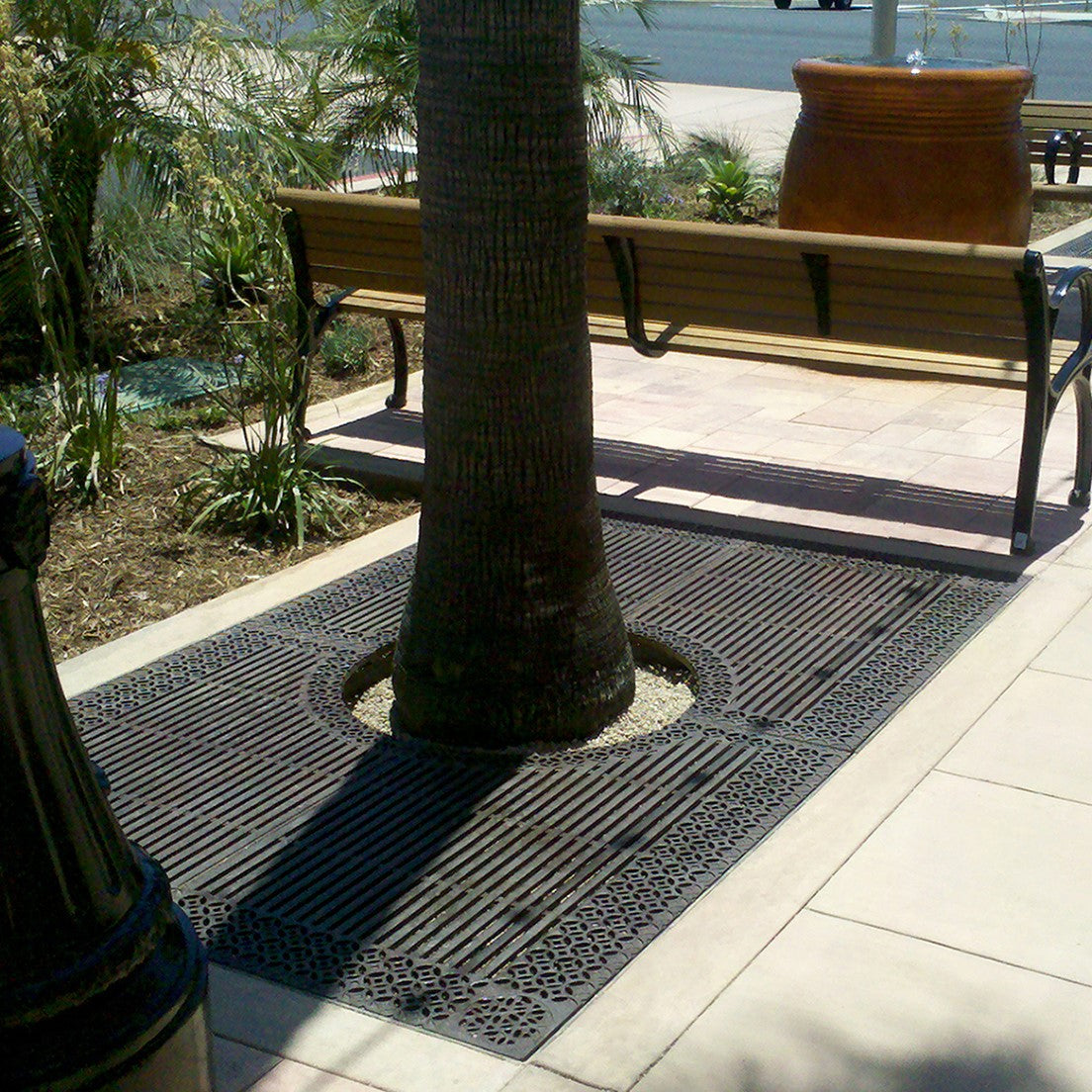 Mercado Cast Ductile Iron Tree Grate 2435 x 1521mm (96 x 60 Inch)