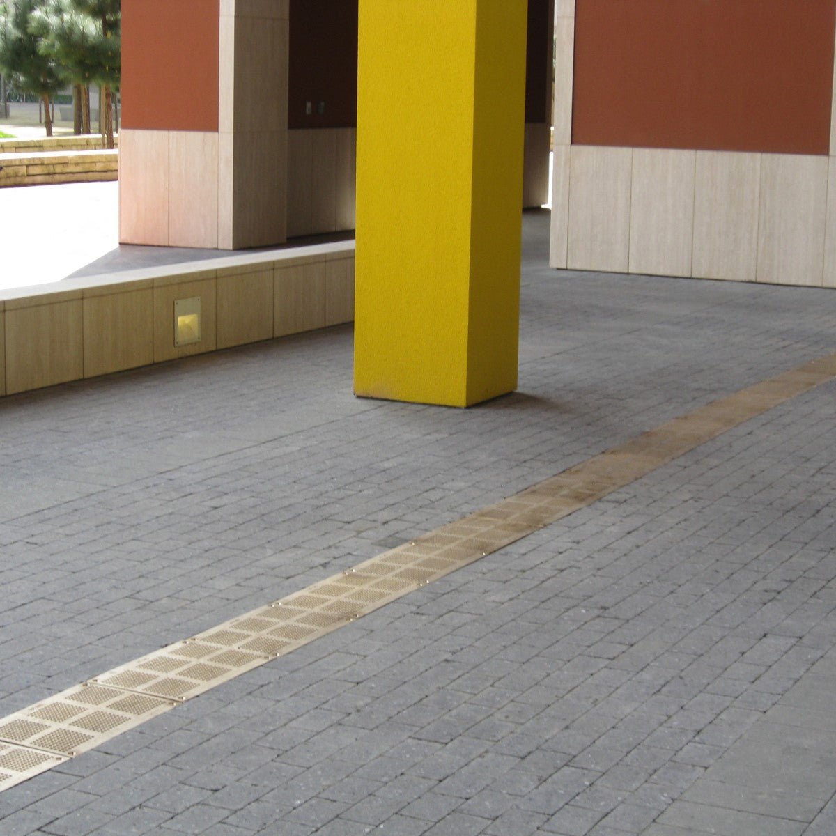Mission Bay Cast Iron Channel Drain Grate Heel Proof (18 x 12 Inch)
