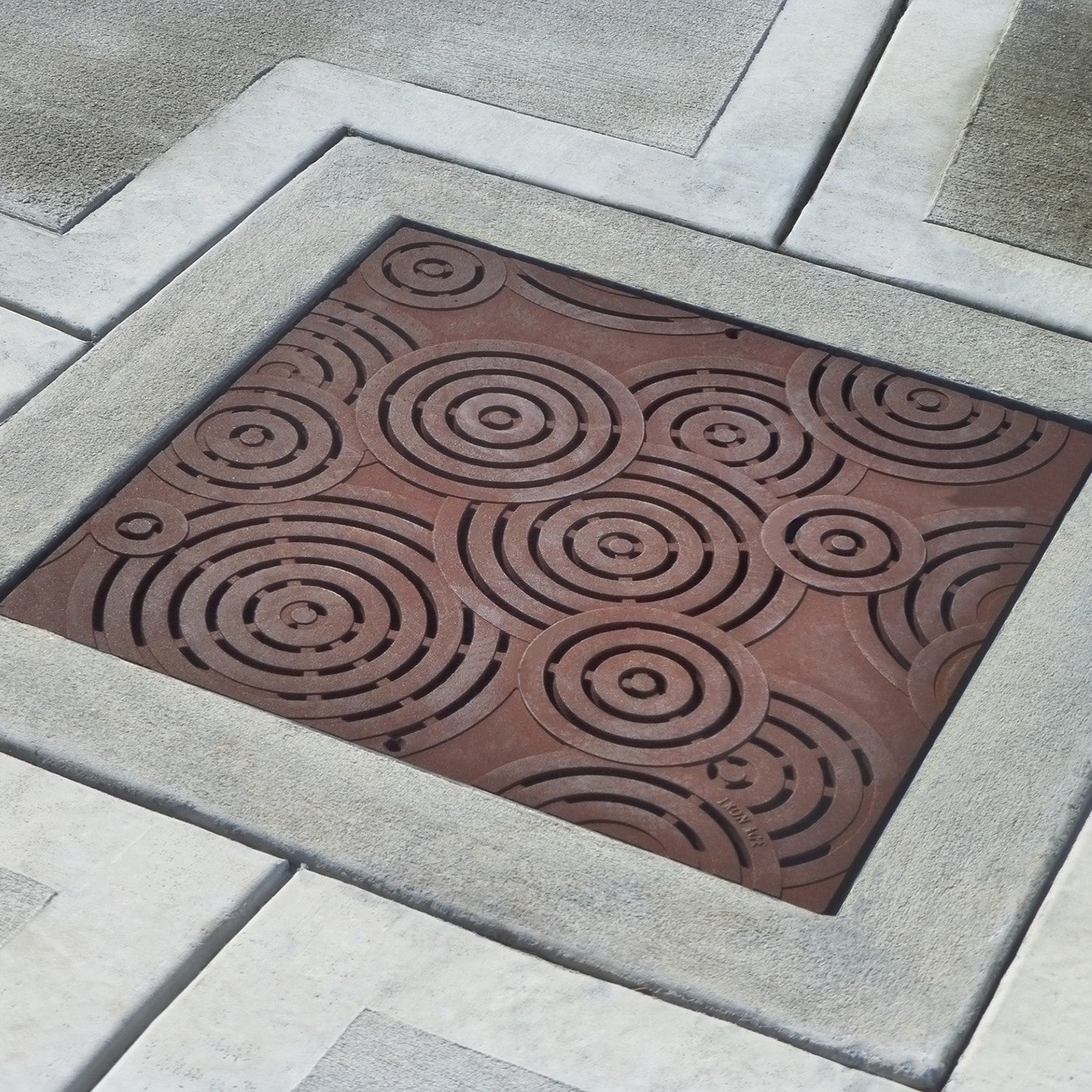 Oblio Cast Iron Square Gully Cover 610mm Heel Proof (24 Inch)