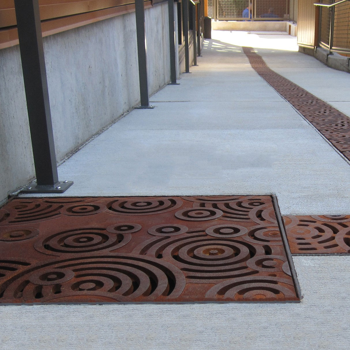 Oblio Cast Iron Channel Drain Grate 499 x 226mm (20 x 9 Inch)