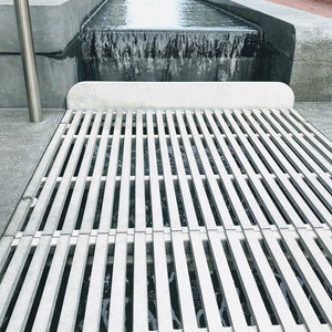 Que Cast Iron Channel Drain Grate 838 x 762mm (33 x 30 Inch)
