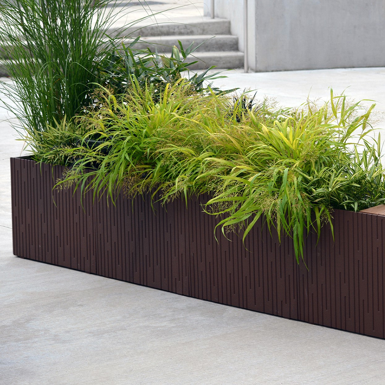 Rain Cast Ductile Iron Planter Box 610 x 457mm (24 x 18 Inch)