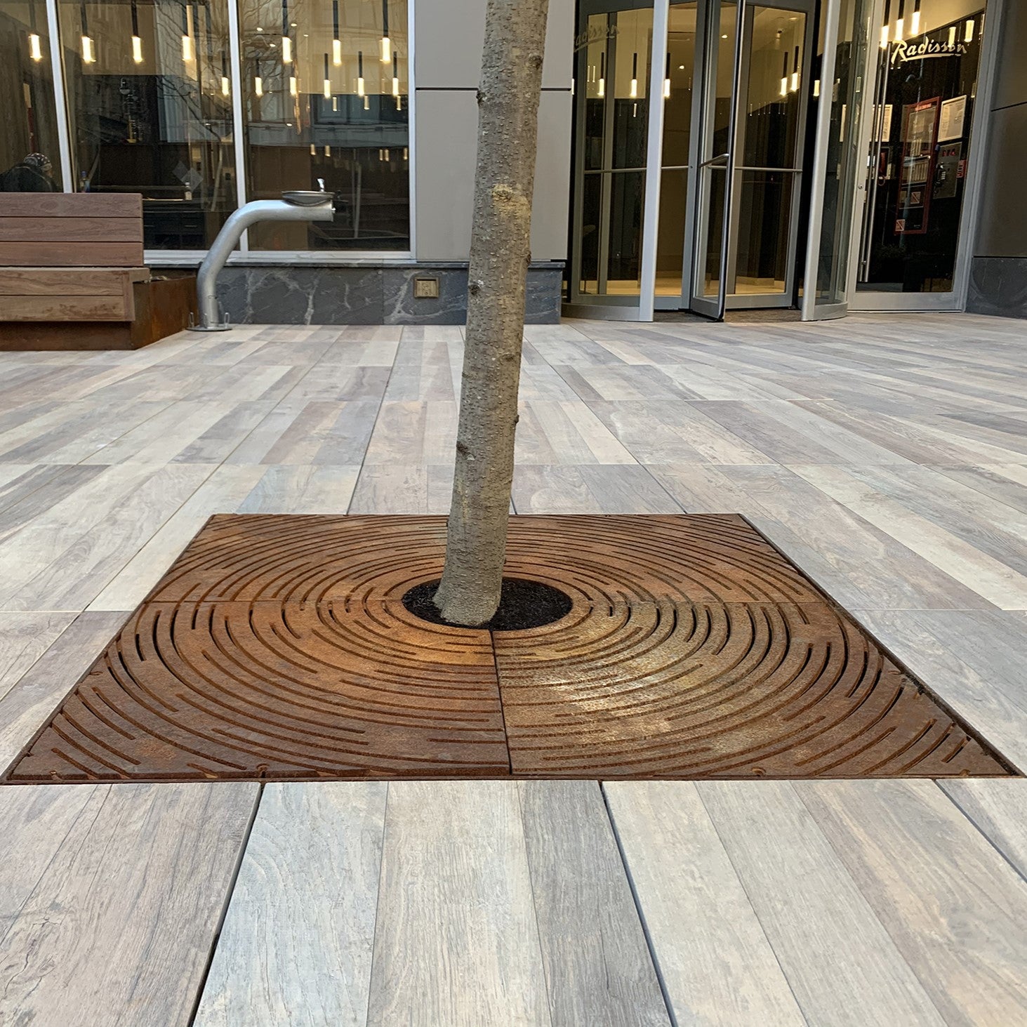 Spin Cast Ductile Iron Square Tree Grate 1216mm Heel Proof (48 Inch)